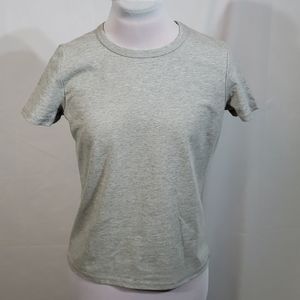 NWT August Silk Heather Gray T-shirt Small